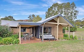 Condo 105 @ Horizons Golf Resort - Salamander Bay Nsw