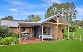 Condo 105 @ Horizons Golf Resort - Salamander Bay Nsw